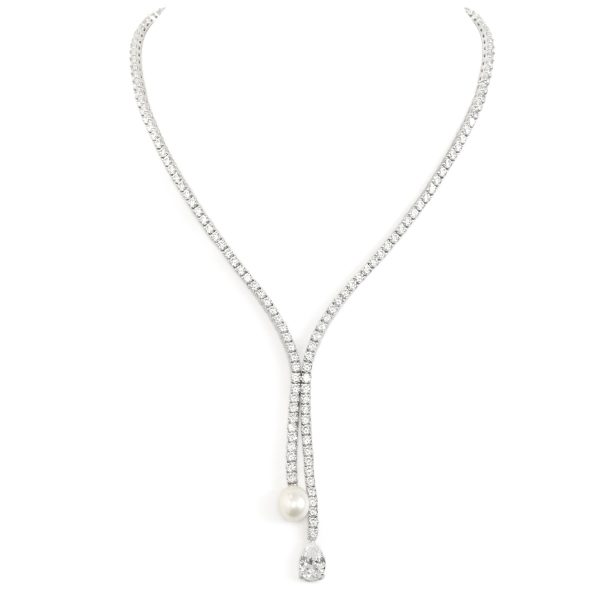 Glamour Muse Paris Night Necklace