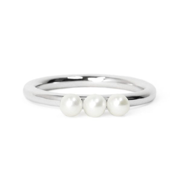 Classic M Bonbon Ring