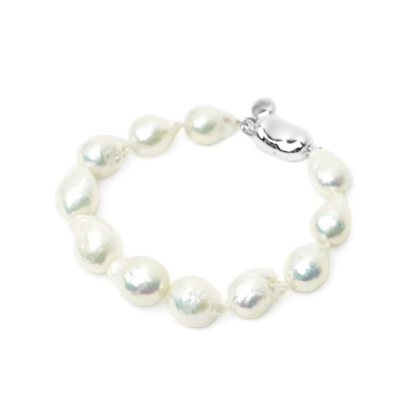 Classic M Beauteous Bracelet