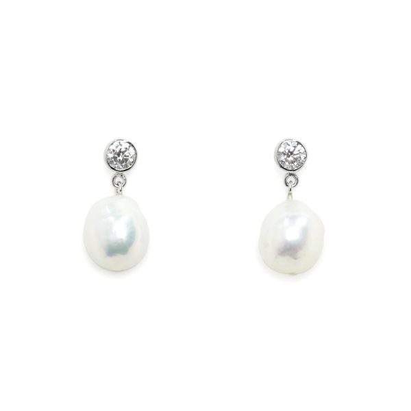 Glamour Muse First Love Earrings