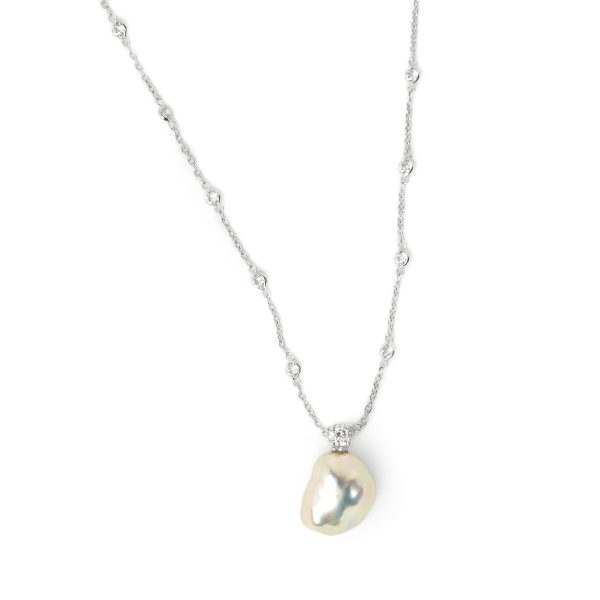 Glamour Muse Lustre Goddess Necklace