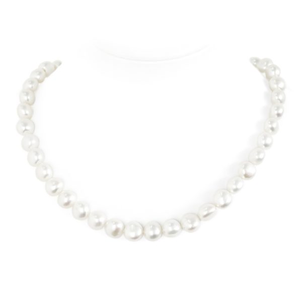 Classic M Baroque Candy Necklace