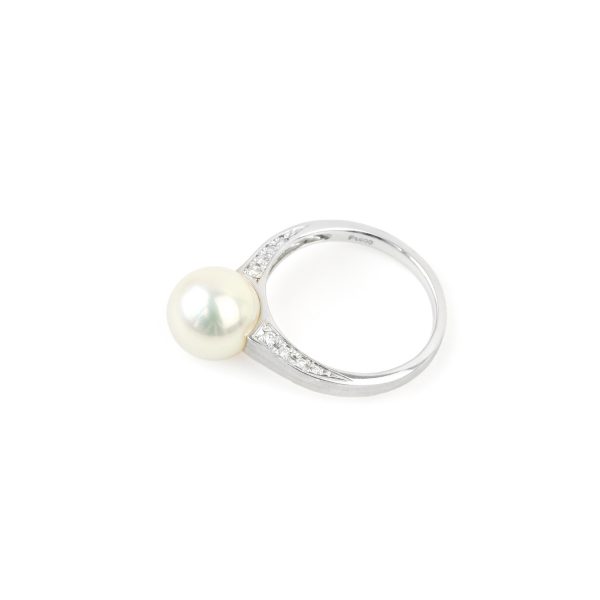 Glamour Muse Adore Akoya Pearl Ring