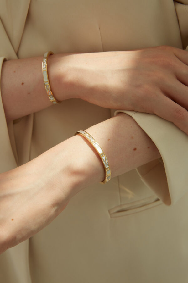 Imperiale Renaissance Bangle - Image 11