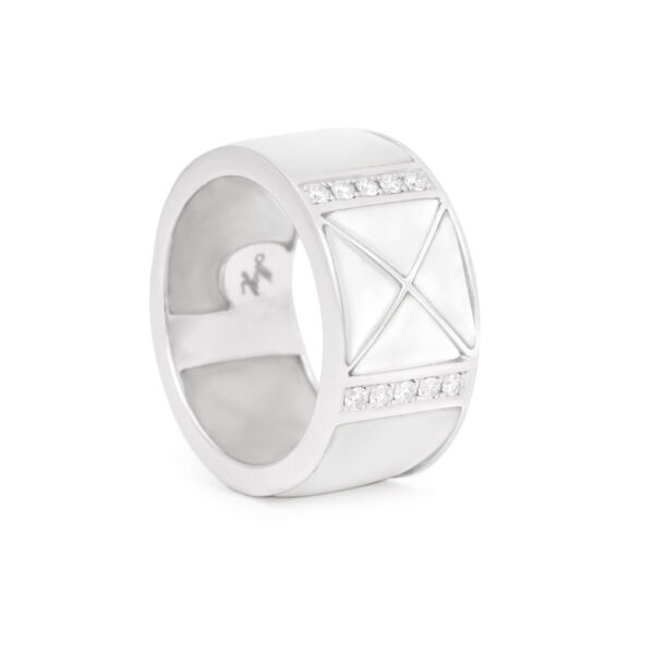 Imperiale Renaissance Ring