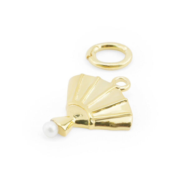 CNY22 The Breeze of Wealth Pendant