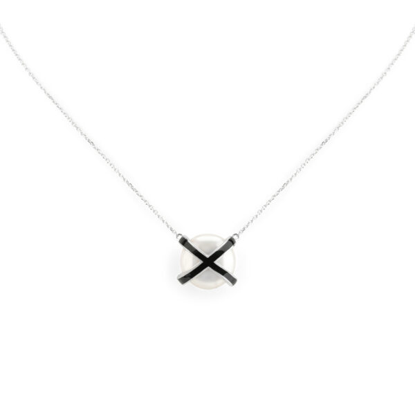 Signature XO Enamel Necklace